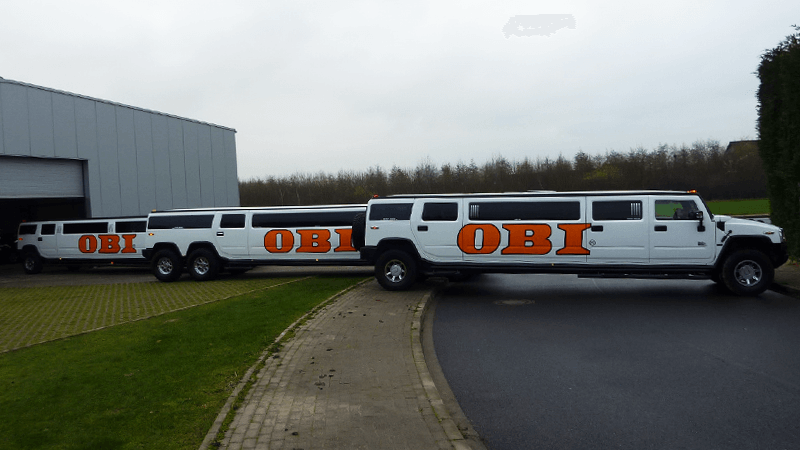Hummer Limousine als Promotion Aktion für Obi Baumärkte