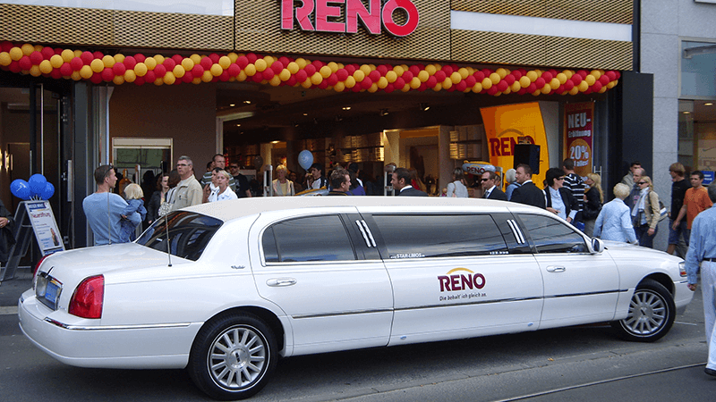 Stretchlimousine von Starlimos für Promotion von Reno