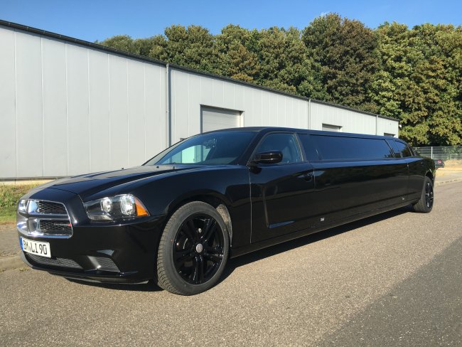 dodge-charger-stretchlimo2