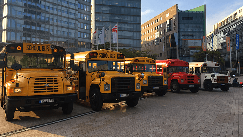 Partybus Promotion Aktion in Köln mit Bussen von Starlimos