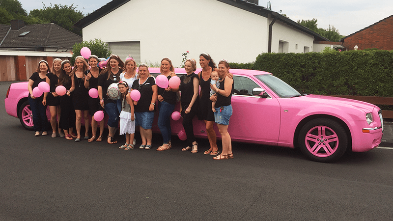 pink-partylimo-stretchlimousine-ladys-junggesellinnenabschied
